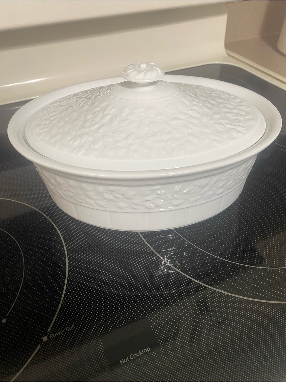 Bernardaud White Embossed Floral Covered Casserole 2 quart
